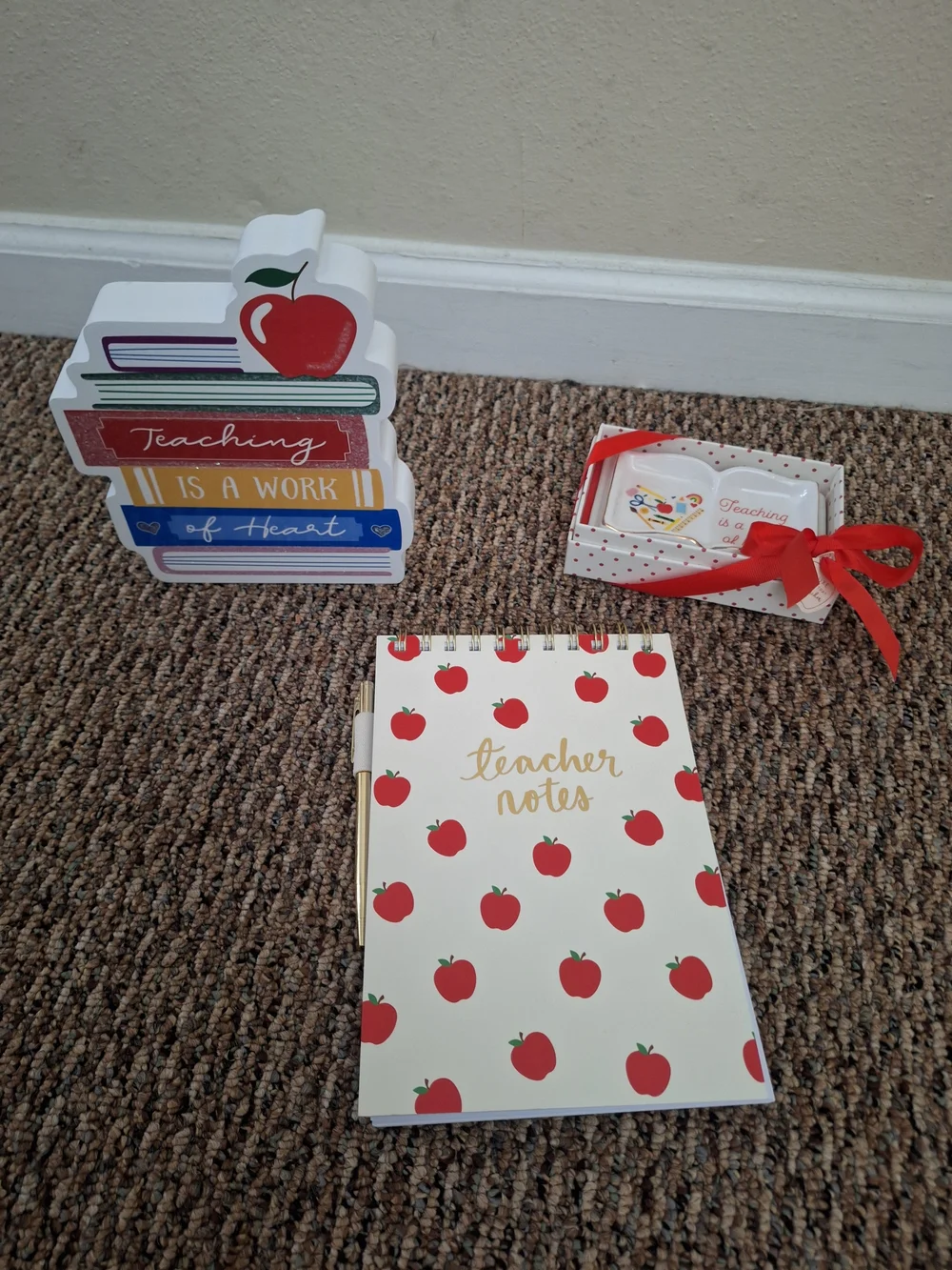 Stacked Books Teacher Sign with Apple - Colorful Classroom Decor